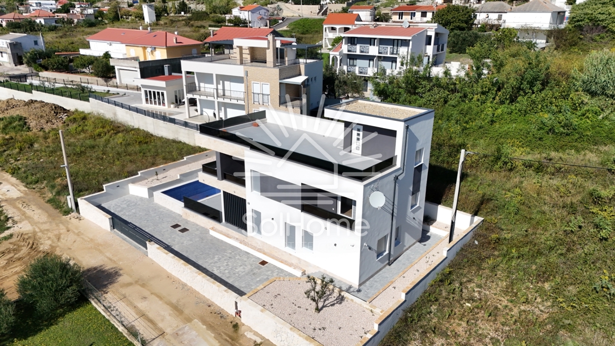 In vendita - Casa da sogno con piscina e vista sul mare - Rtina, Croazia