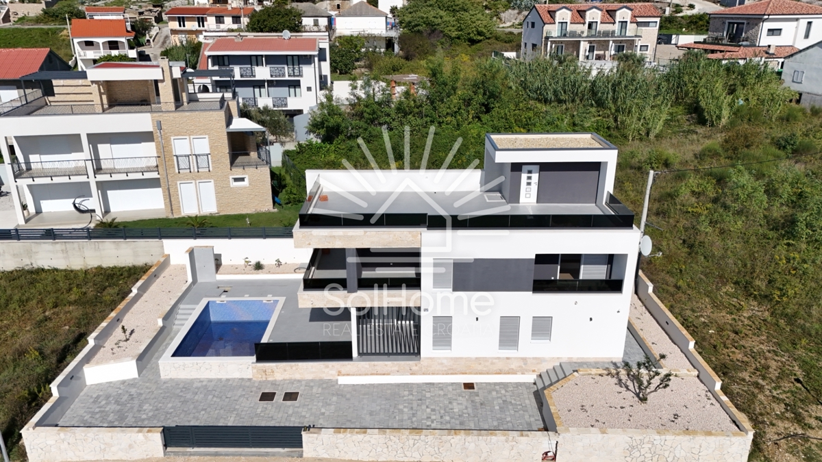 In vendita - Casa da sogno con piscina e vista sul mare - Rtina, Croazia