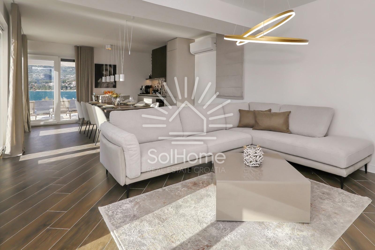 Casa sulla prima fila del mare con piscina e vista spettacolare - Regione di Zara