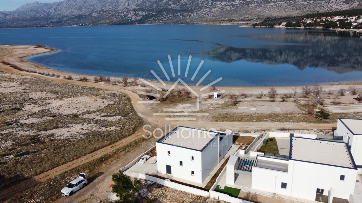 Casa sulla prima fila del mare con piscina e vista spettacolare - Regione di Zara