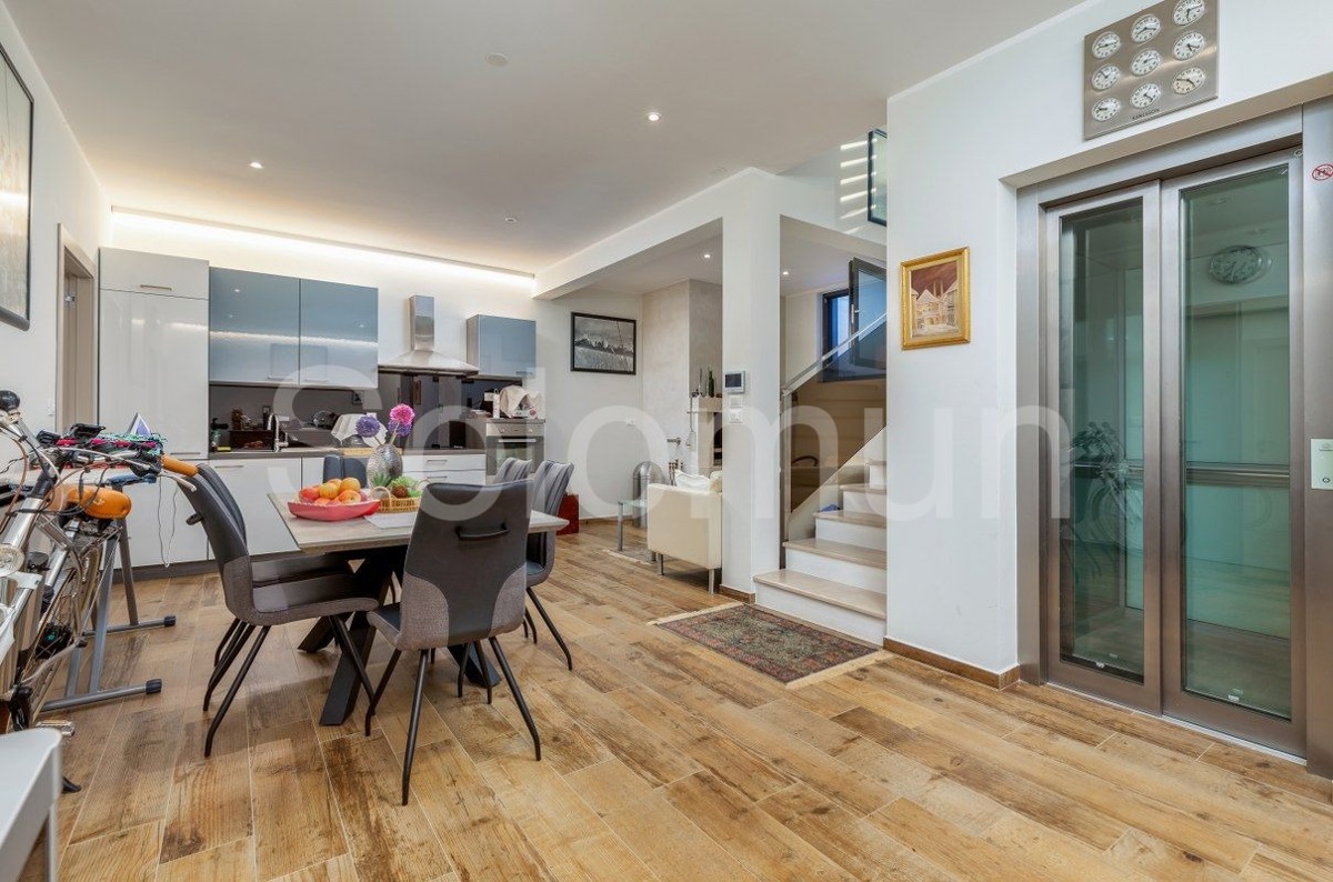 Casa Vendita Fažana 300 m2