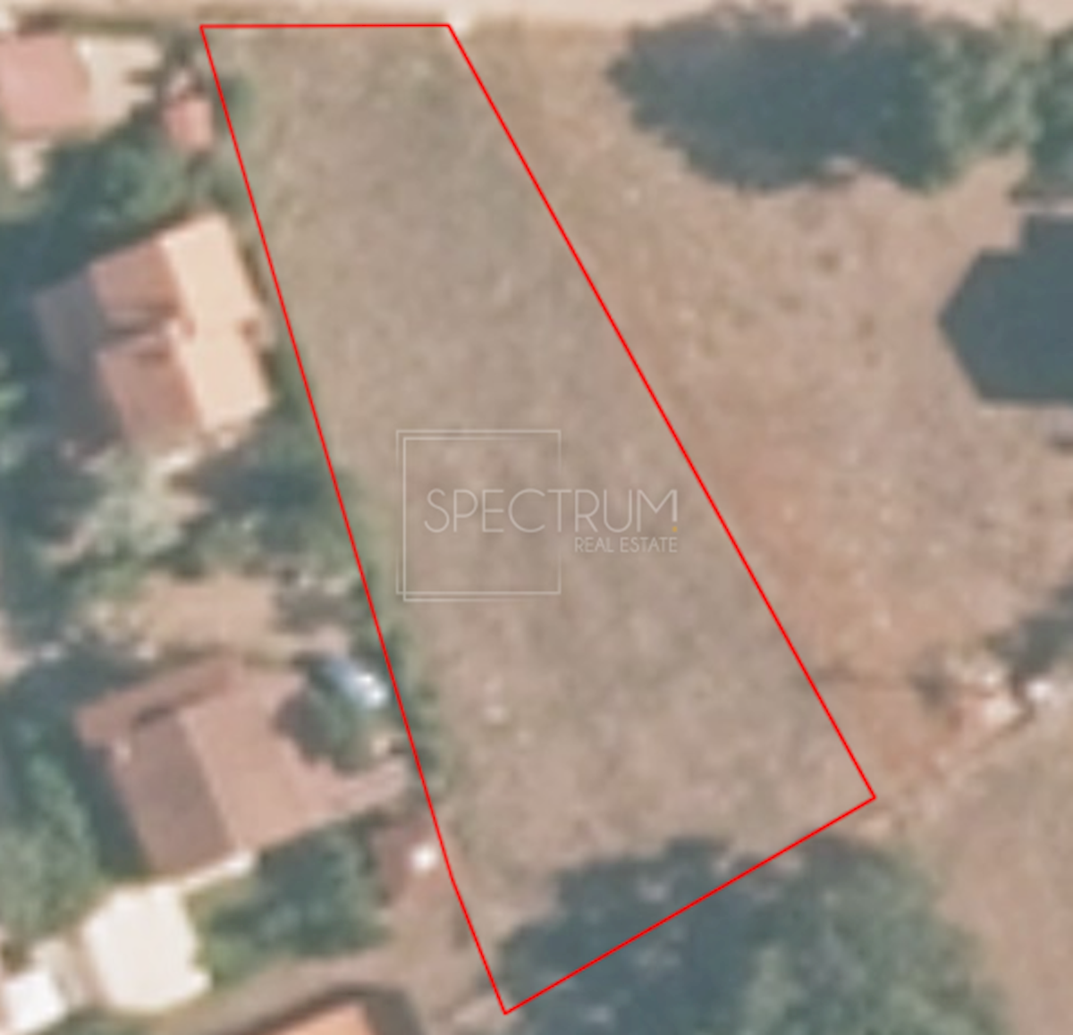Dintorni di Umago, terreno edificabile a 600 m dal mare