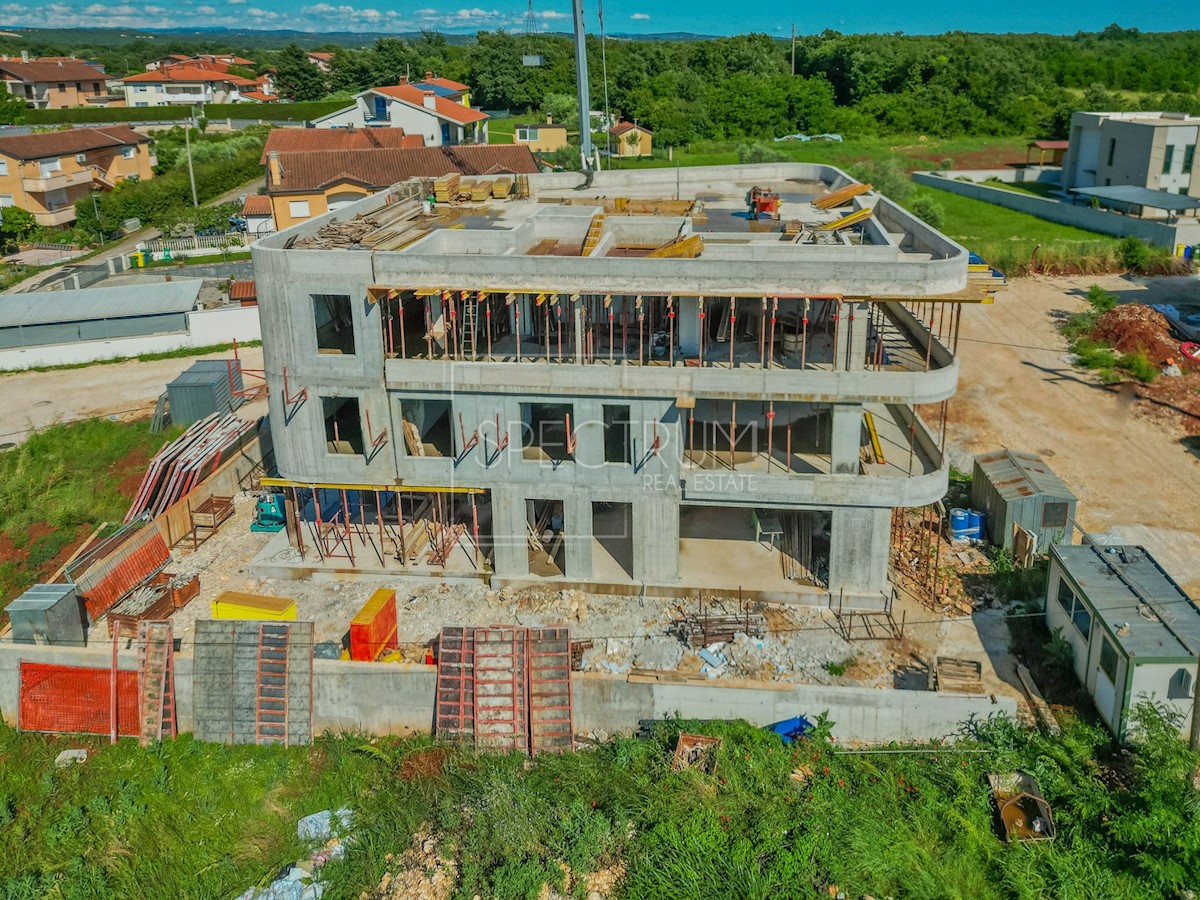 Umago, nuova costruzione, appartamento moderno al 1° piano