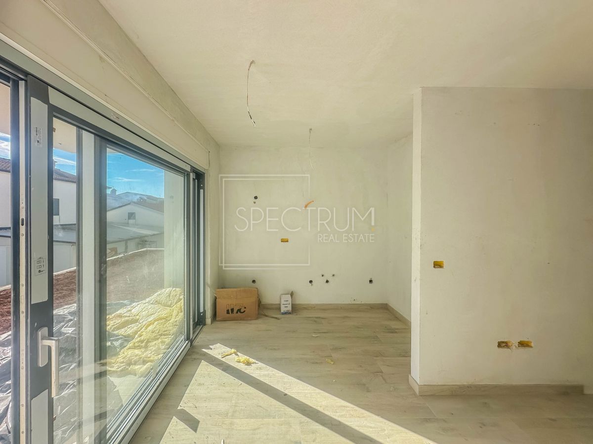 Zona di Umago, appartamento nuovo in una posizione attraente