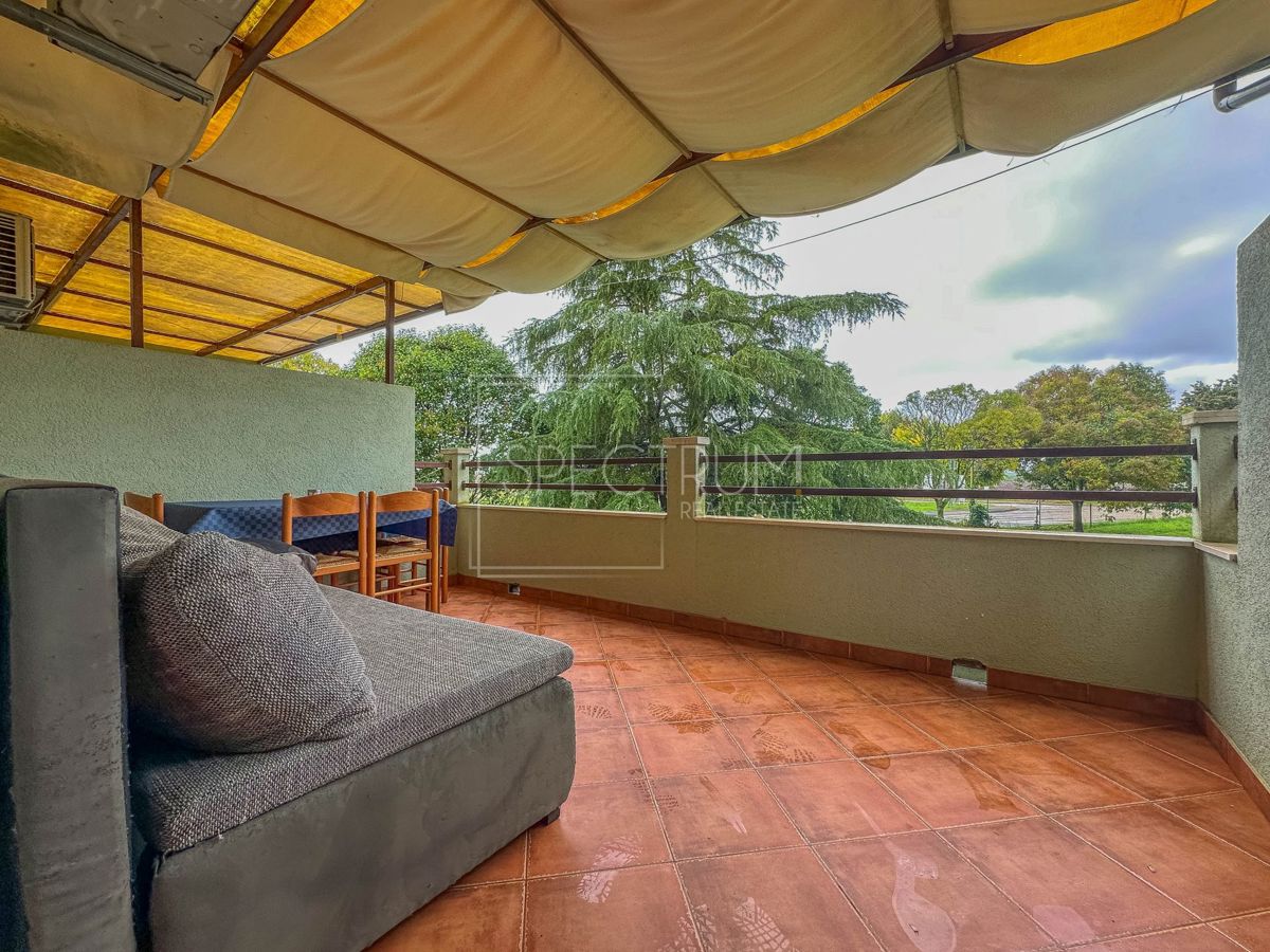 Zona Cittanova, appartamento con ampio balcone a 500 metri dal mare