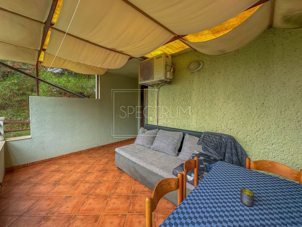 Zona Cittanova, appartamento con ampio balcone a 500 metri dal mare