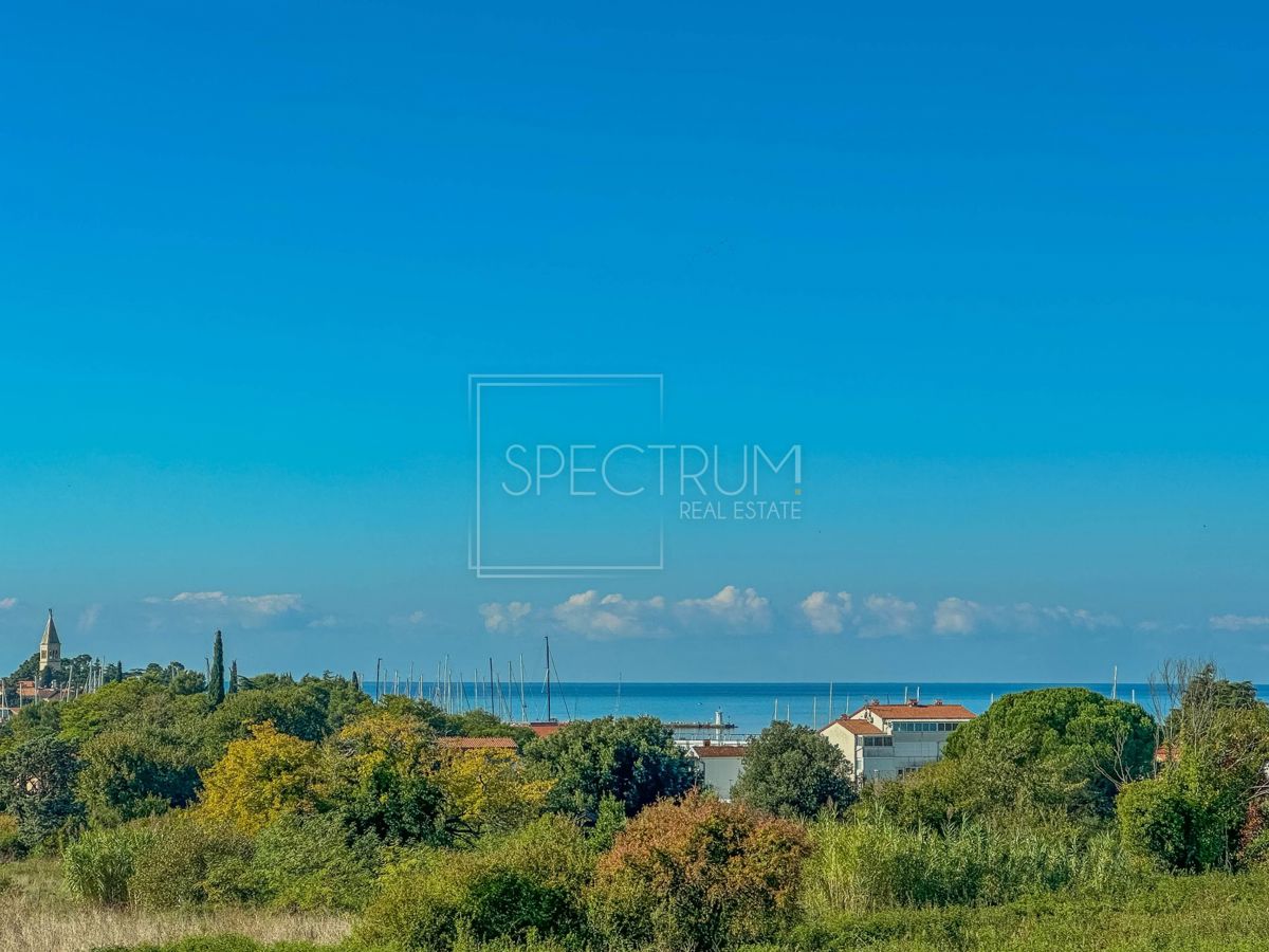 Cittanova, appartamento con vista mare e città