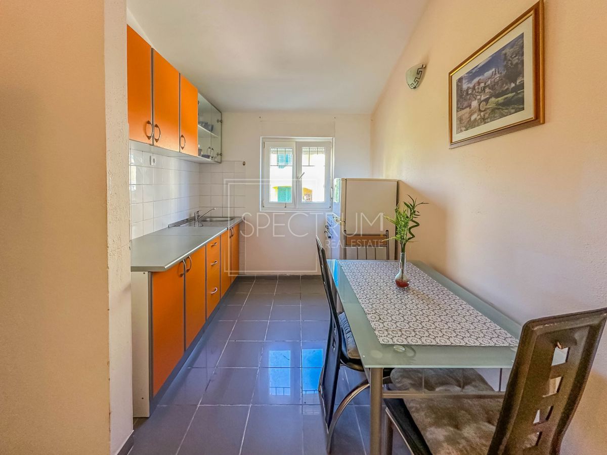 Cittanova, appartamento con vista mare e città