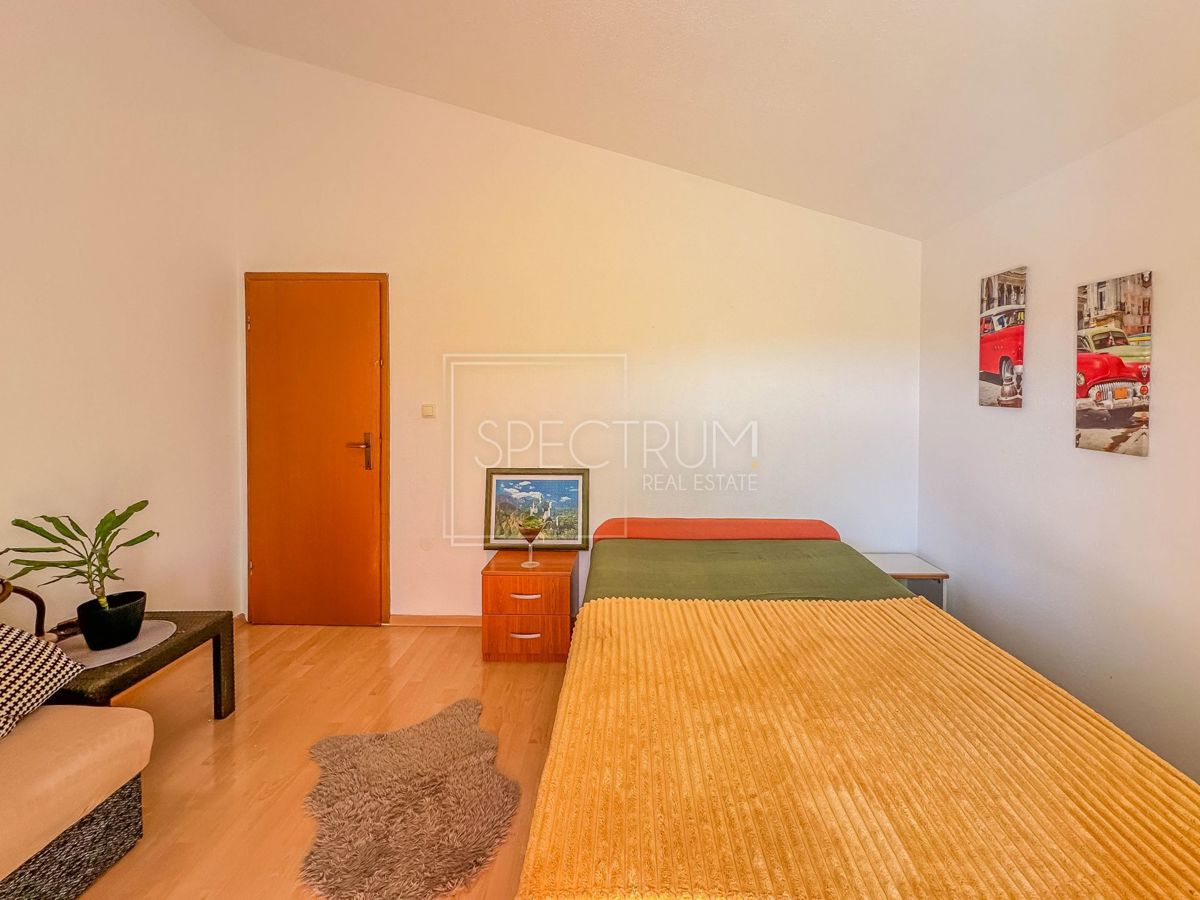 Cittanova, appartamento con vista mare e città