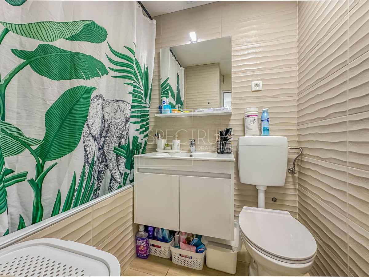 Zona Cittanova, appartamento ristrutturato su due piani a 500 metri dal mare