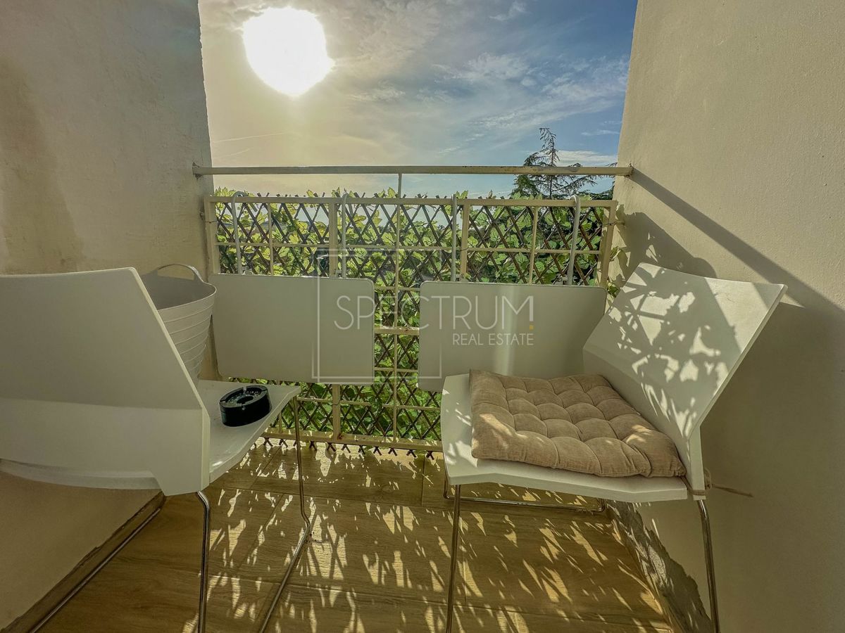 Zona Cittanova, appartamento ristrutturato su due piani a 500 metri dal mare