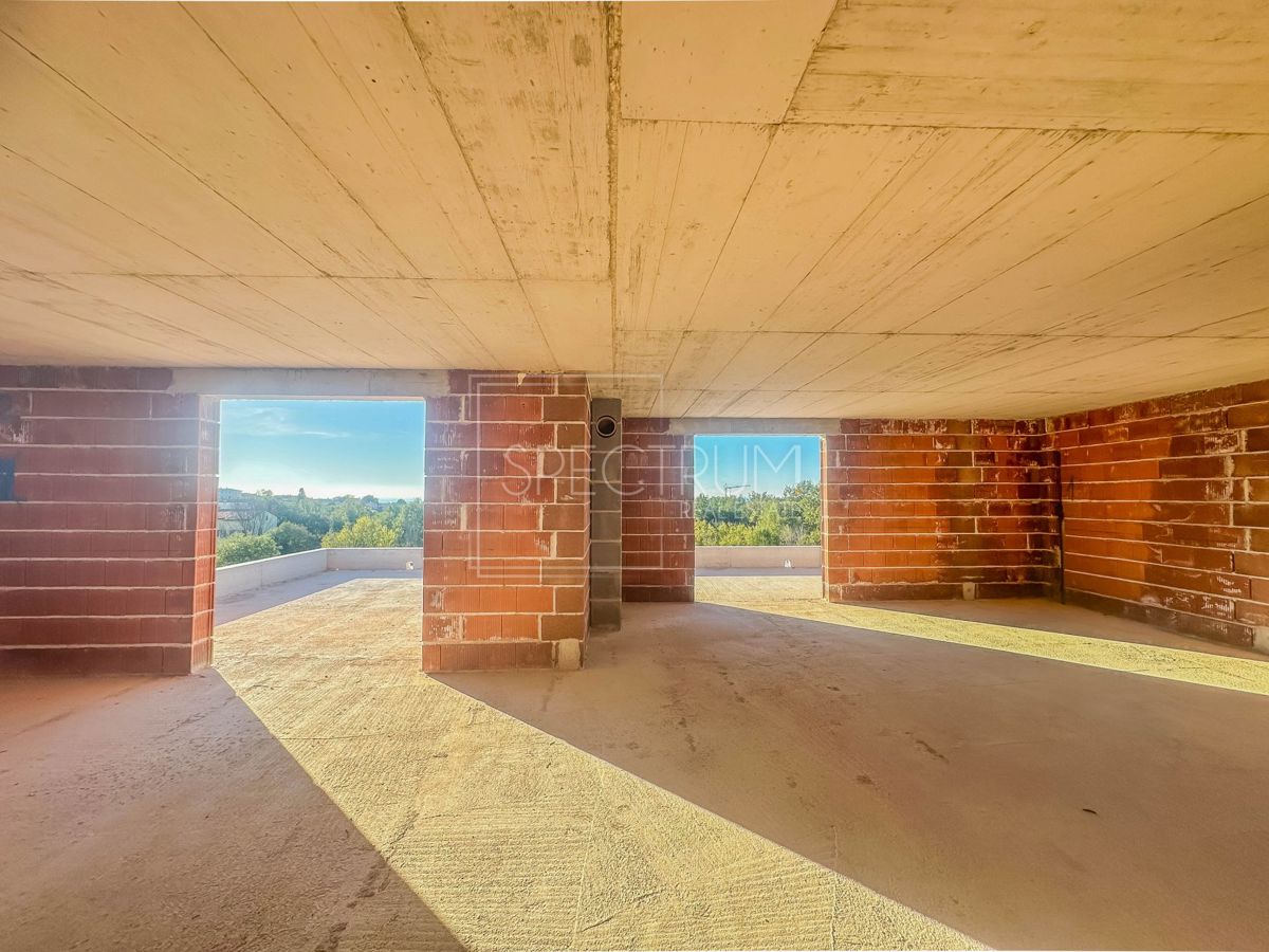 Torre, penthouse con vista aperta