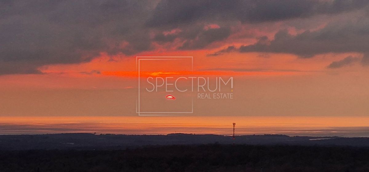 Zona di Visignano, casa bifamiliare con vista mare