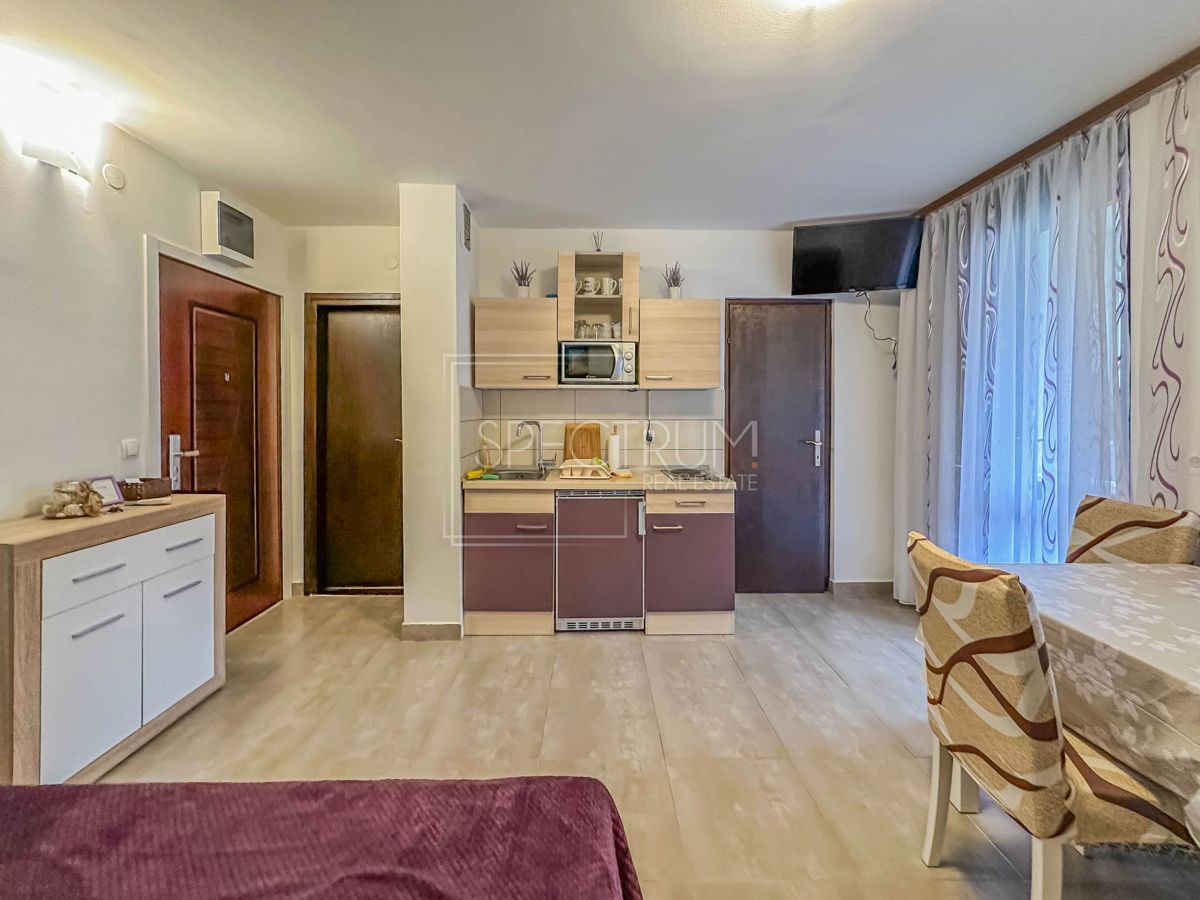 Zona Parenzo, appartamento ristrutturato a 50 m dal mare!