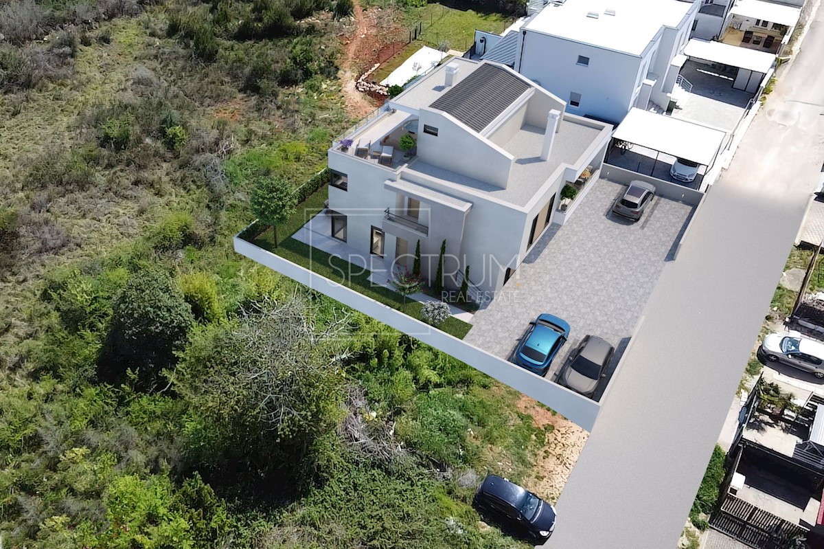 Zona Umago, appartamento su due piani con terrazza sul tetto!