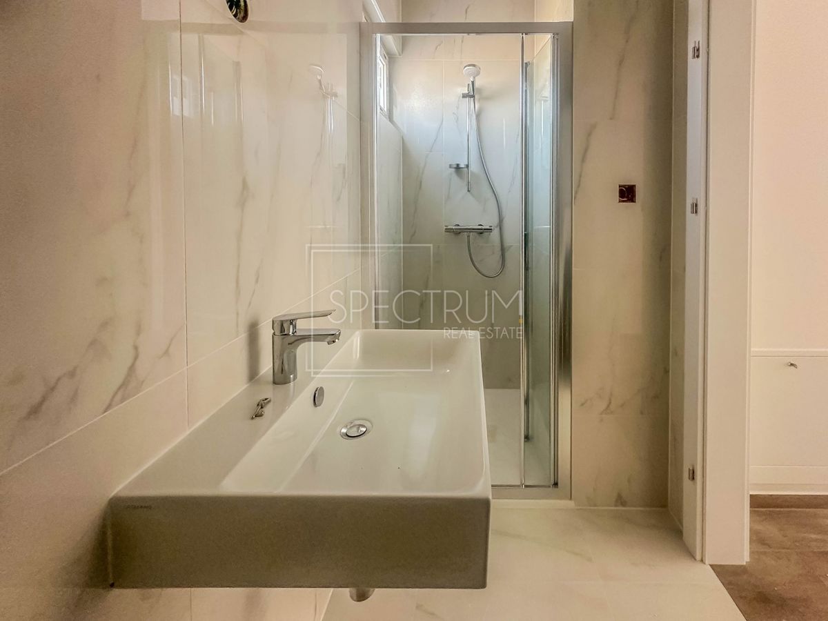 Zona Umago, appartamento su due piani con terrazza sul tetto!