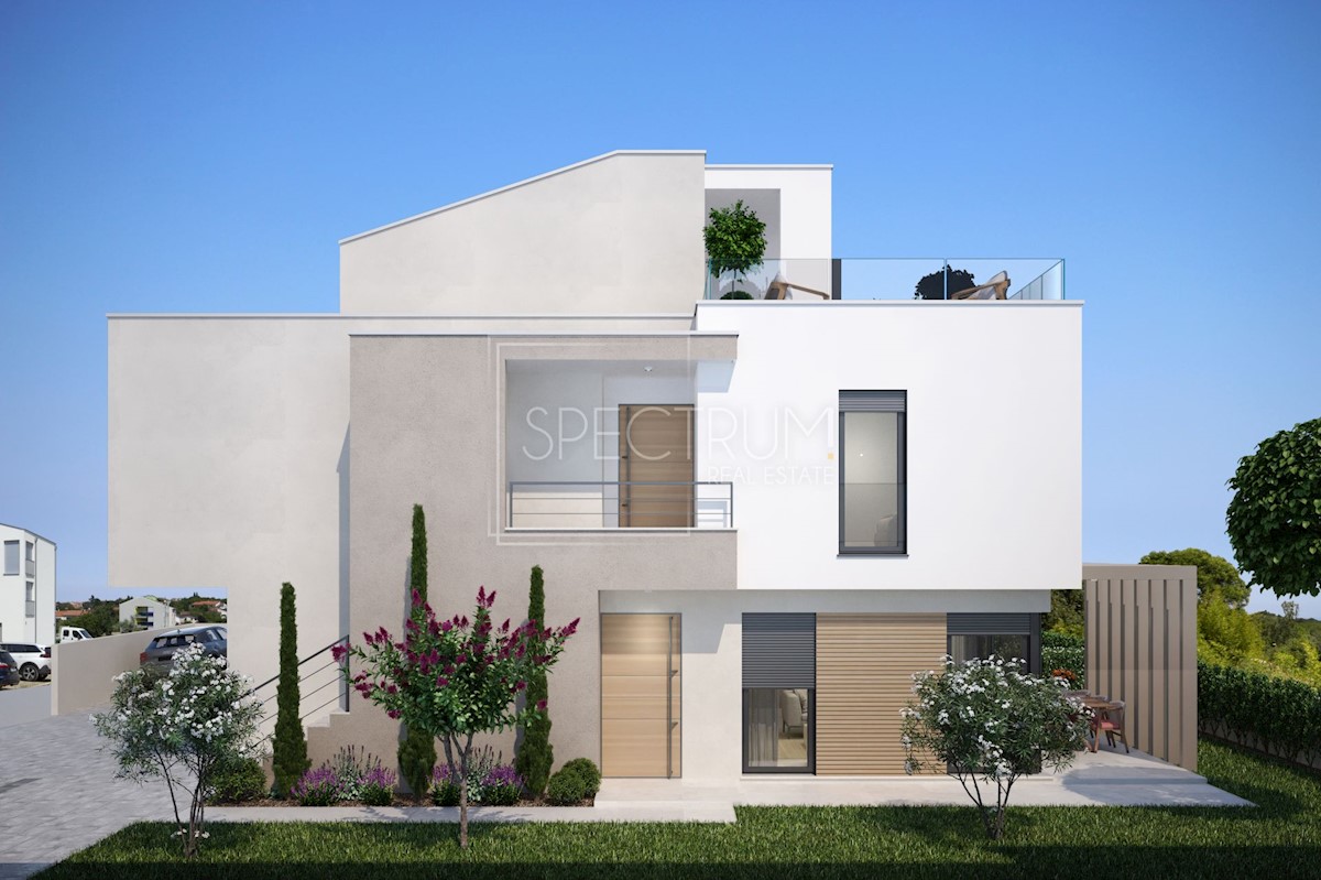 Zona Umago, appartamento su due piani con terrazza sul tetto!