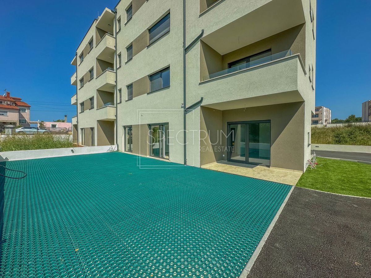 Torre, appartamento al piano terra di nuova costruzione con giardino