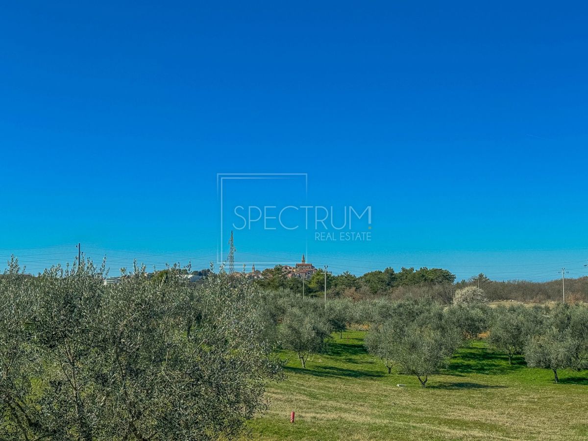 Zona di Buie, terreno edificabile con vista