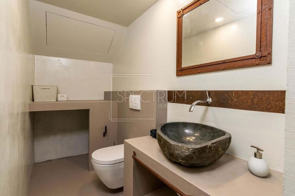 Zona di Portole, casa in pietra con piscina e vista