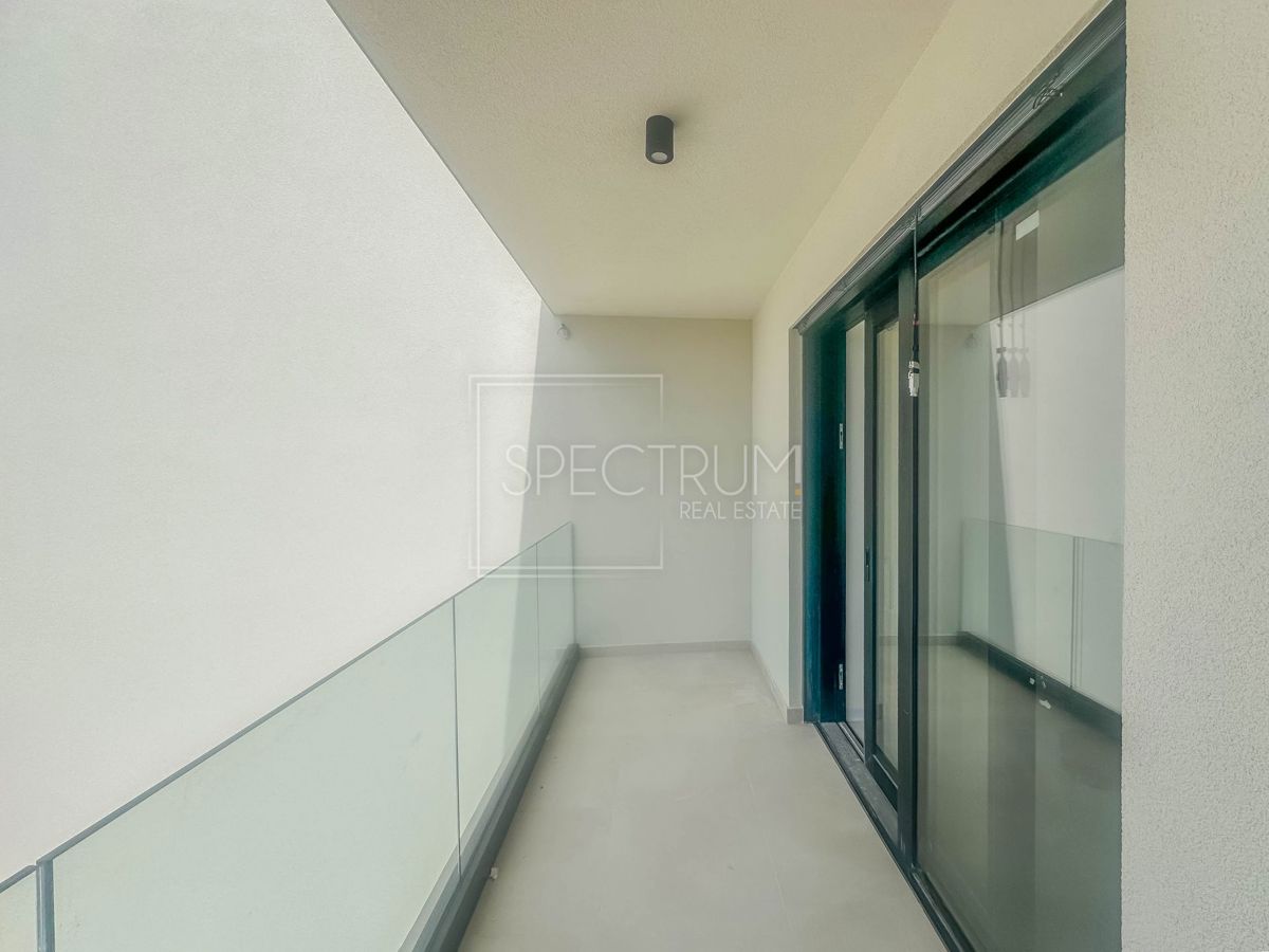 Parenzo, casa a schiera con piscina e vista mare