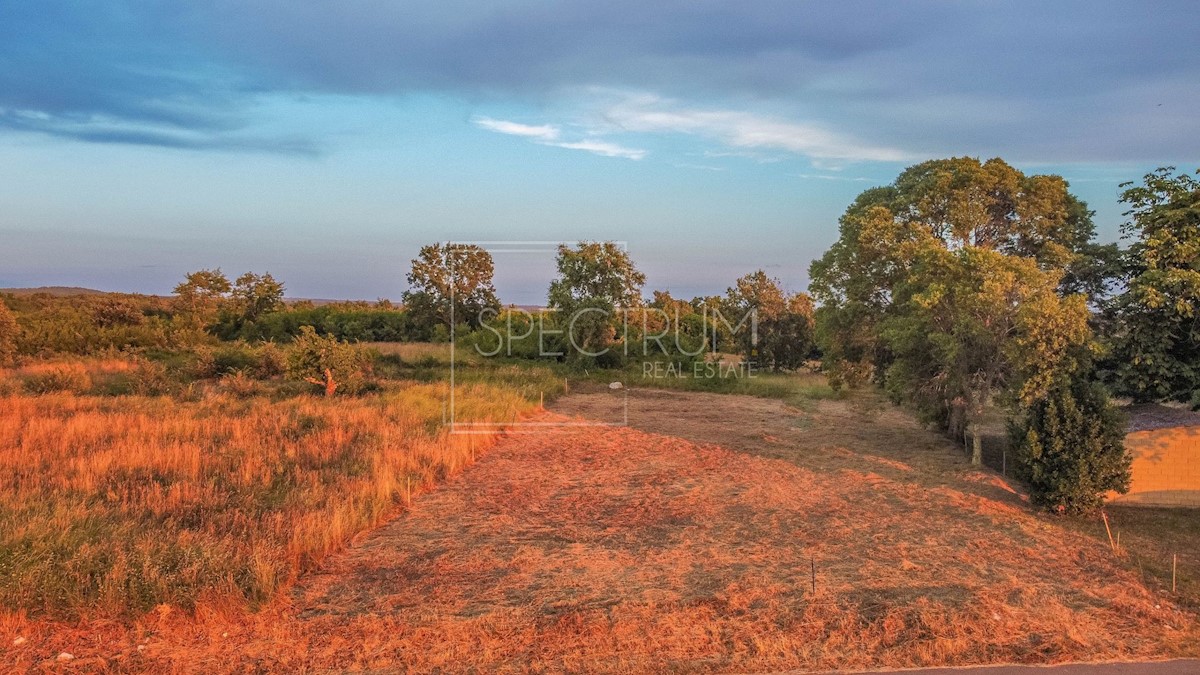 Zona Visignano, terreno edificabile in una posizione tranquilla