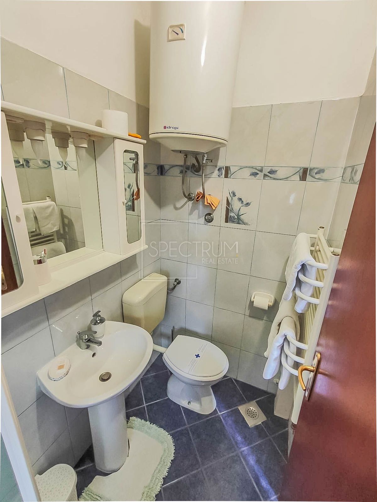 Umago, spazioso appartamento al piano terra in ottima posizione