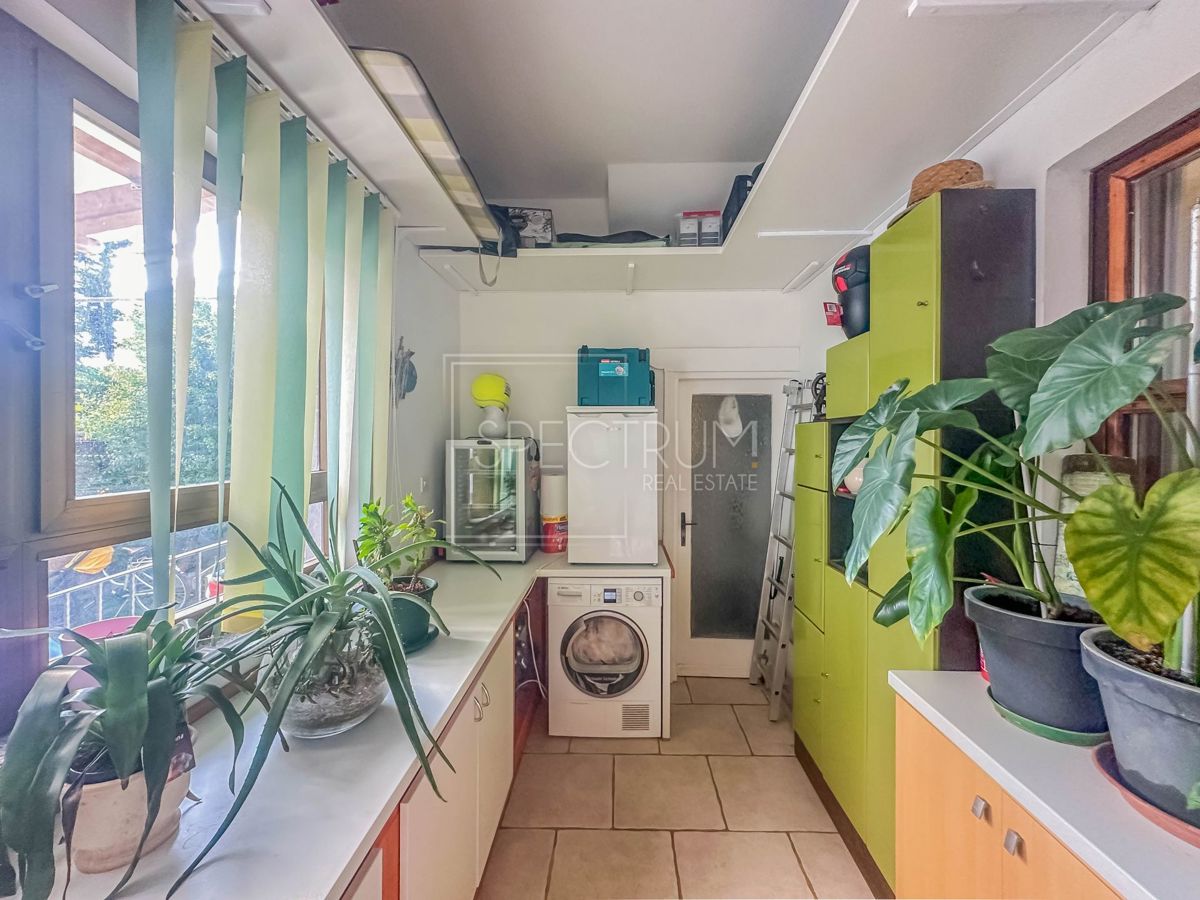 Umago, spazioso appartamento al piano terra in ottima posizione