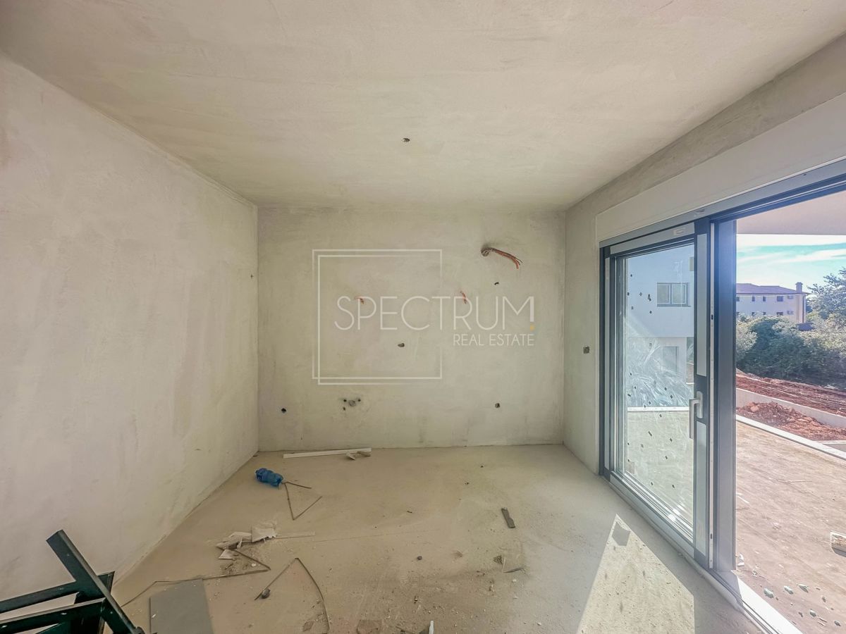 Zona di Umago, moderno appartamento a 350 m dal mare!