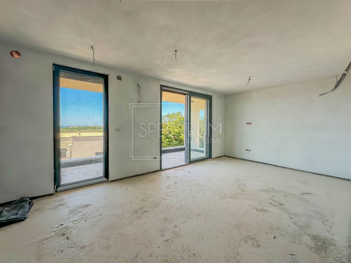 Umago, appartamento moderno con vista mare