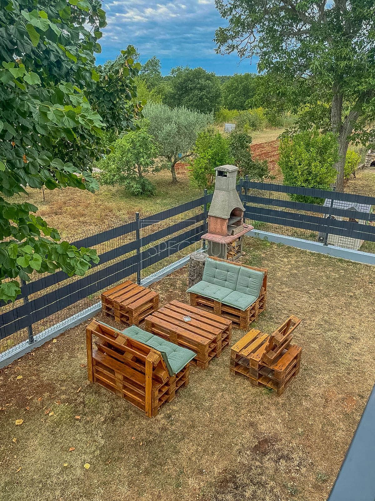 Zona Cittanova, appartamento ristrutturato con giardino