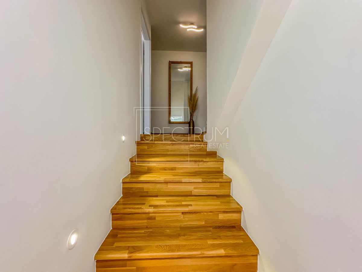 Zona Cittanova, appartamento ristrutturato con giardino