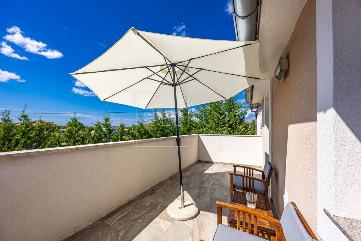 Zona di Sanvincenti, bella casa con piscina