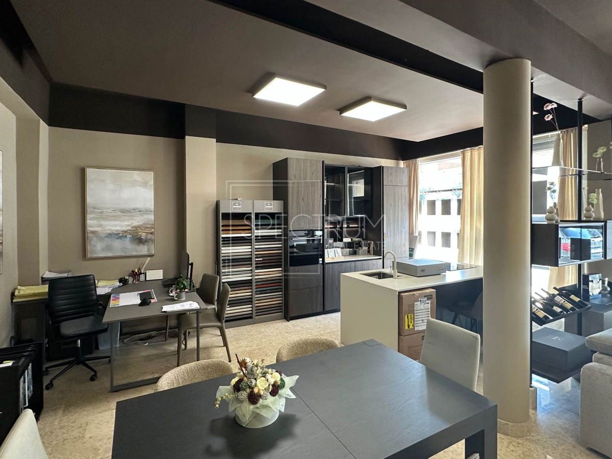 Cittanova, locale commerciale in un'ottima posizione