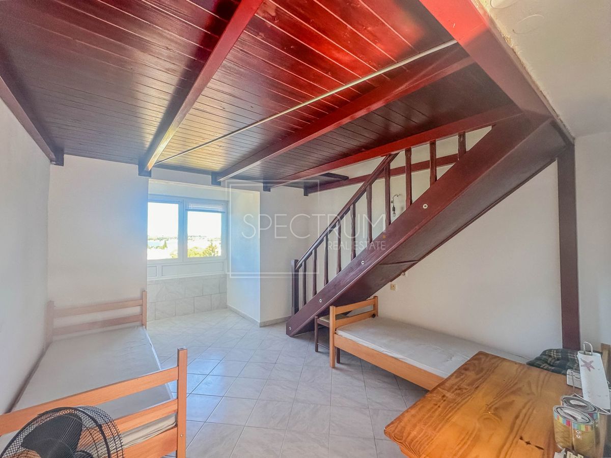 Zona Parenzo, appartamento con bellissima vista sul mare
