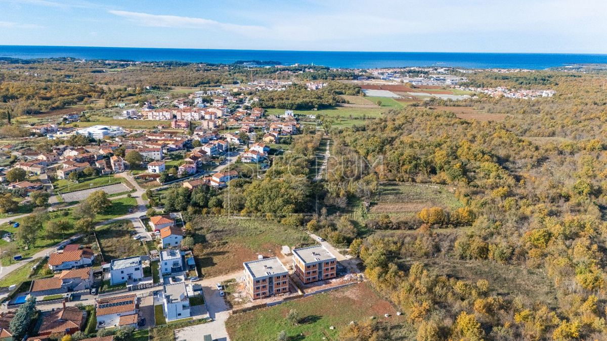 Parenzo, nuovo edificio, attico con terrazza sul tetto