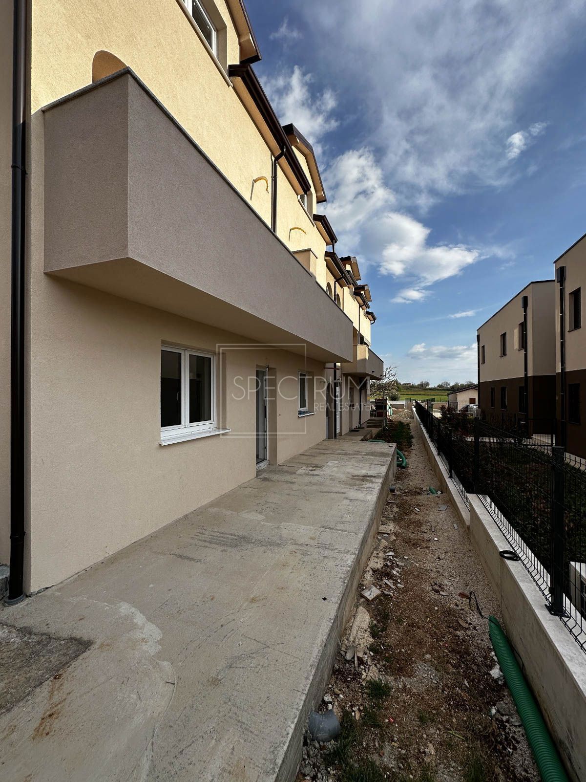 Cittanova, appartamento al piano terra con cortile