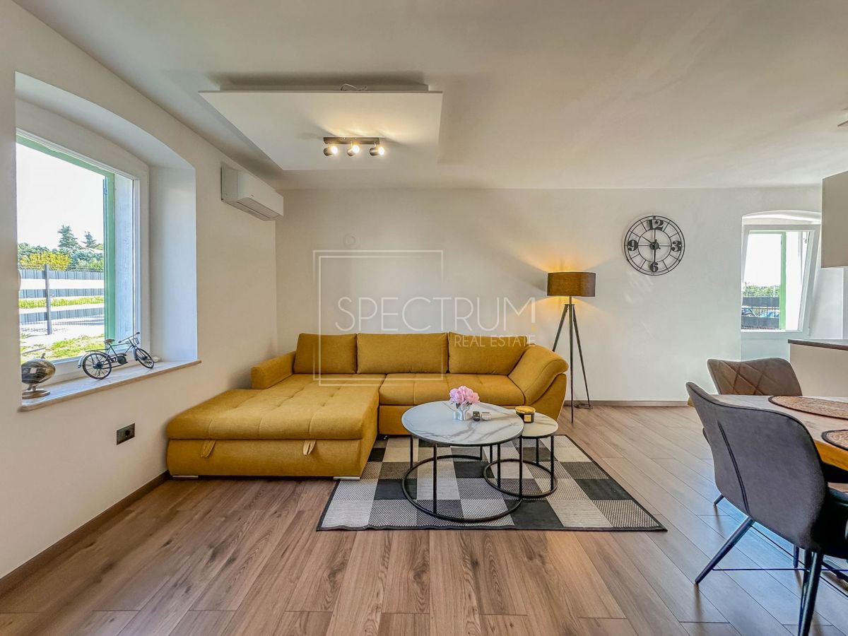 Zona Cittanova, appartamento al piano terra con giardino