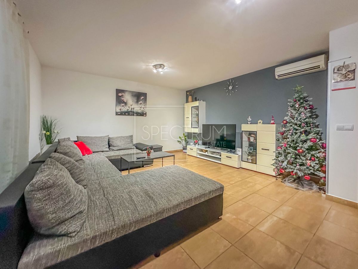 Cittanova, appartamento al piano terra con ampio giardino