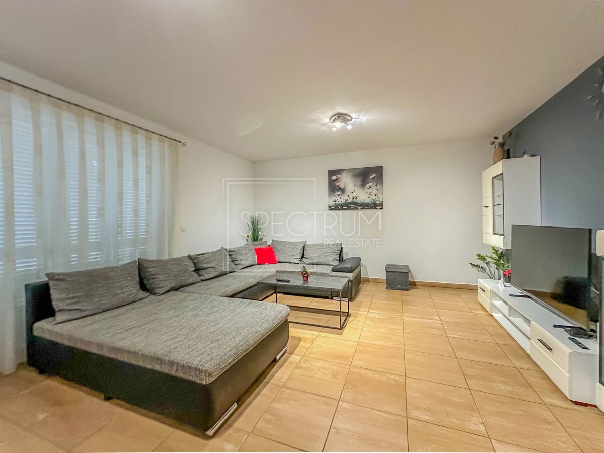 Cittanova, appartamento al piano terra con ampio giardino