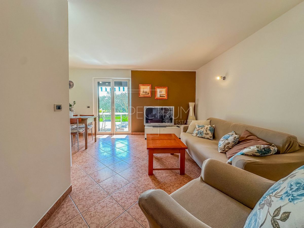 Cittanova, appartamento al piano terra a 350 metri dal mare