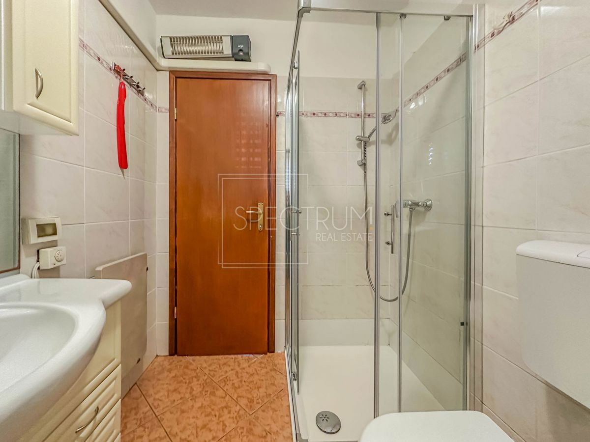 Cittanova, appartamento al piano terra a 350 metri dal mare