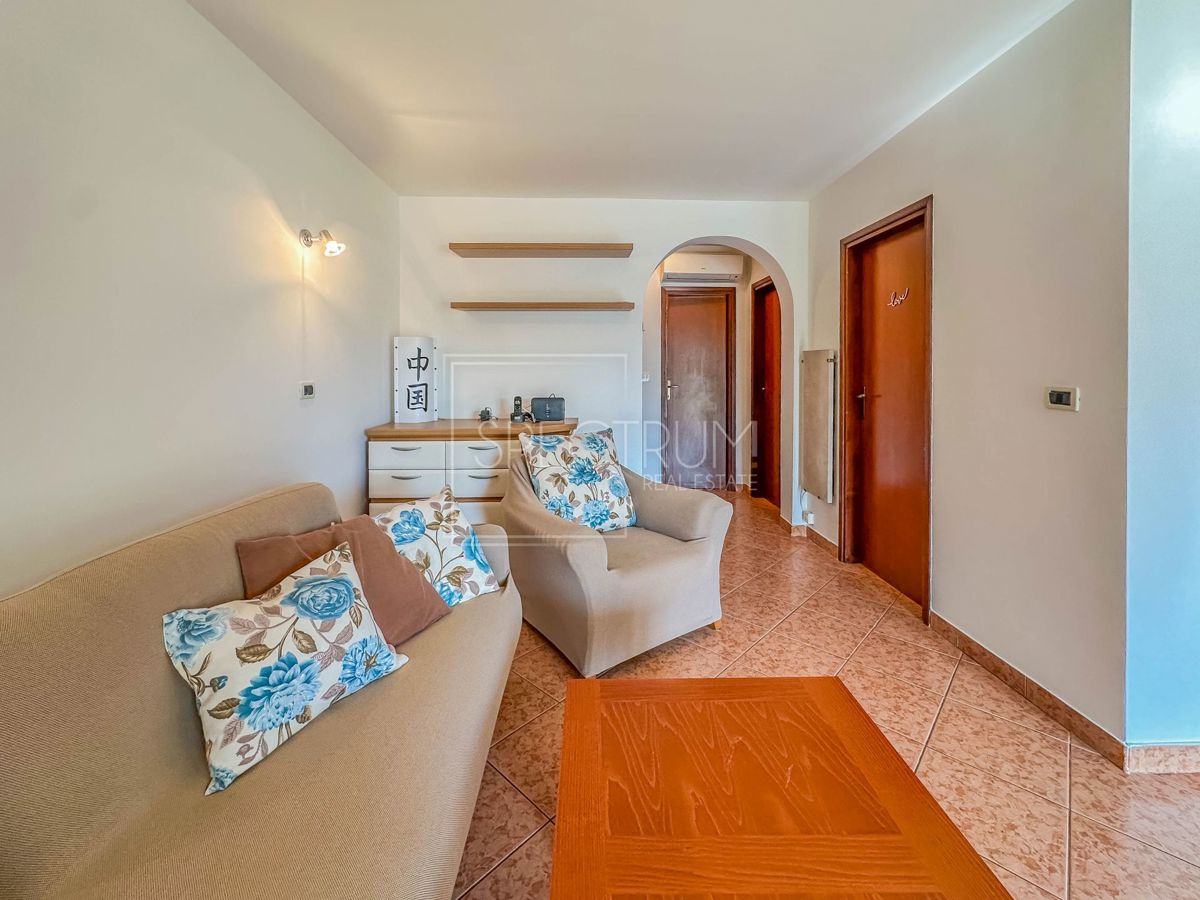 Cittanova, appartamento al piano terra a 350 metri dal mare