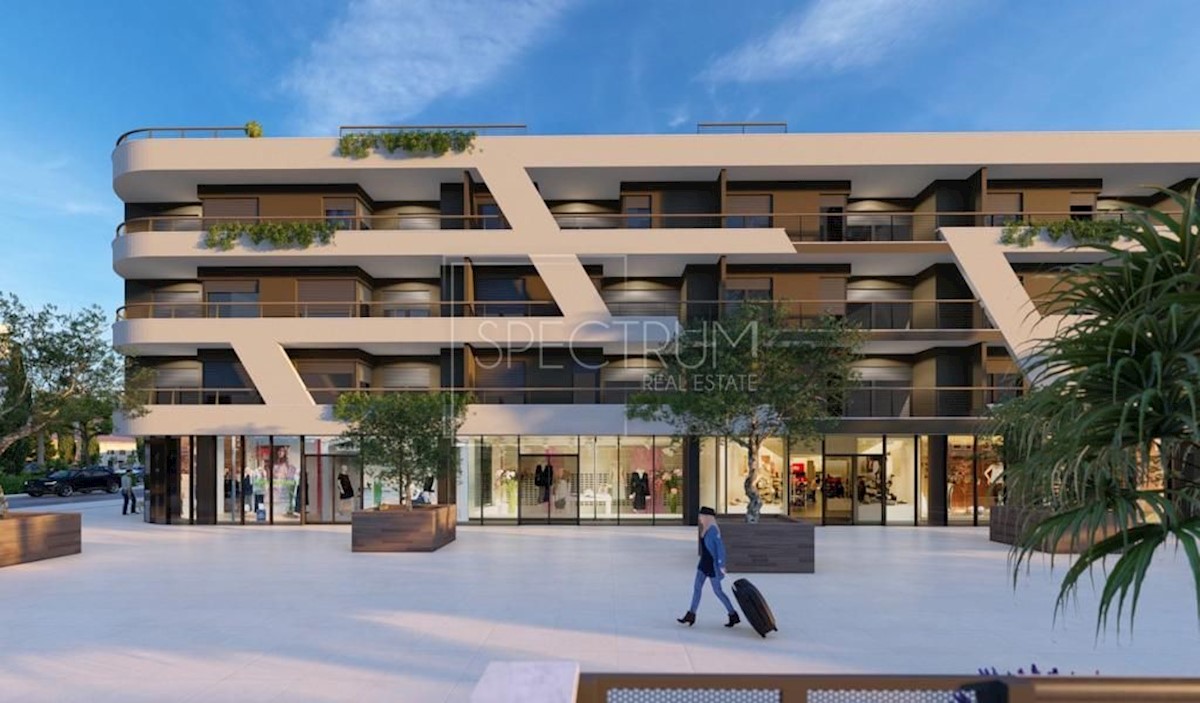 Parenzo, lussuoso appartamento su due piani in centro