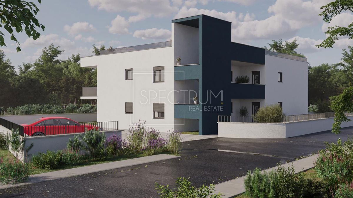 Cittanova, appartamento al piano terra con ampio giardino