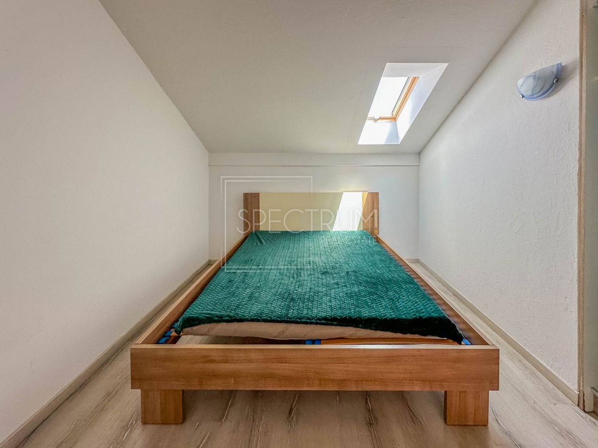 Cittanova, appartamento con 2 camere da letto in centro