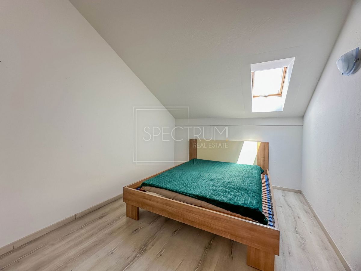 Cittanova, appartamento con 2 camere da letto in centro