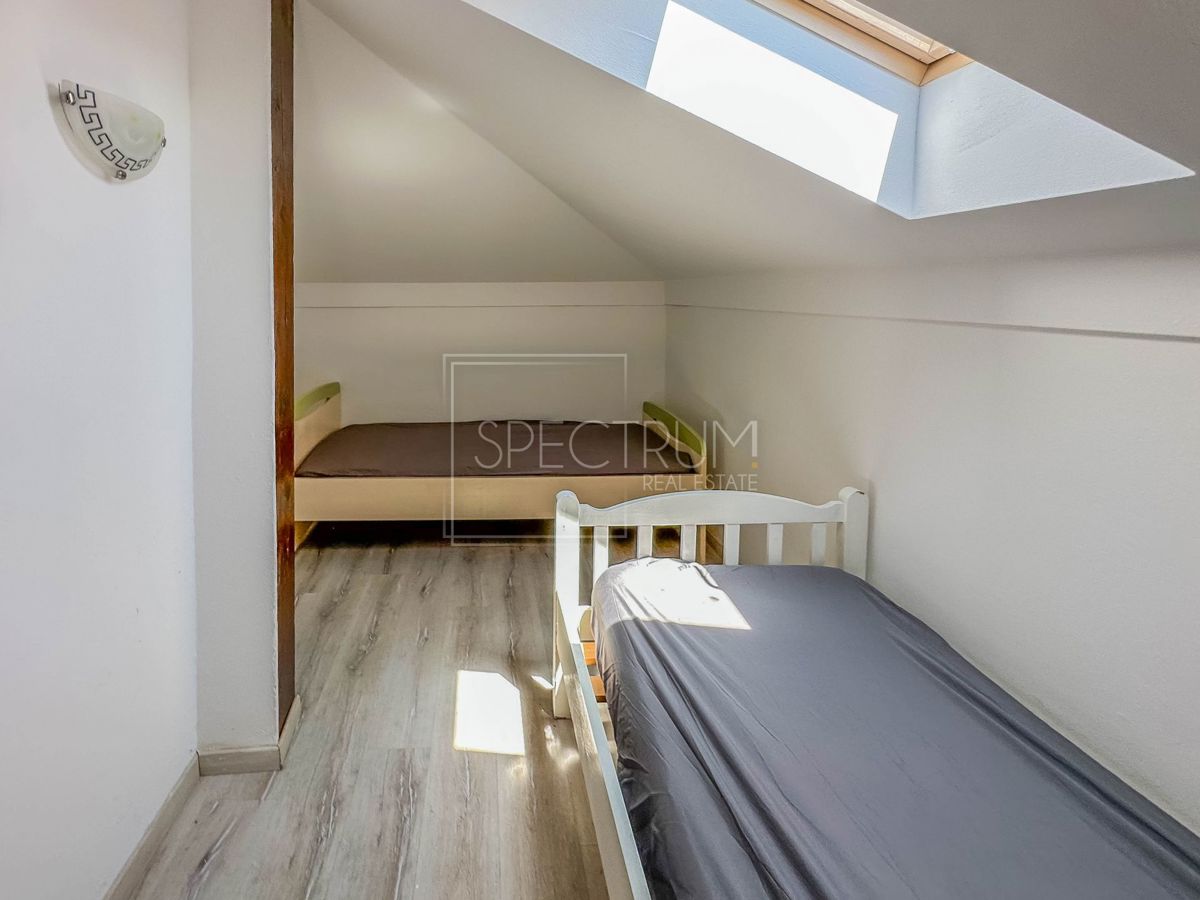 Cittanova, appartamento con 2 camere da letto in centro