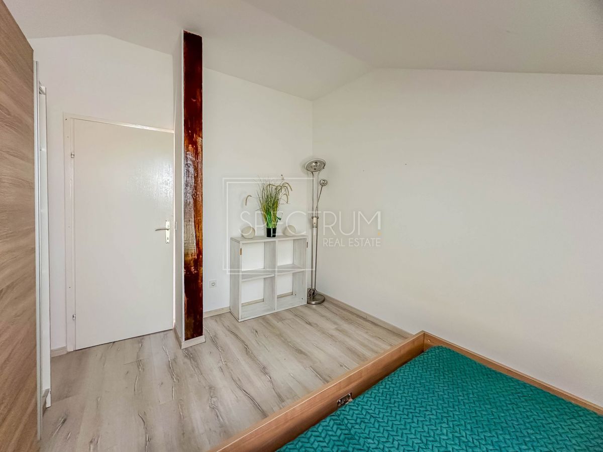 Cittanova, appartamento con 2 camere da letto in centro