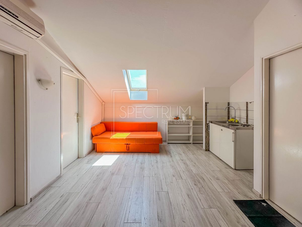 Cittanova, appartamento con 2 camere da letto in centro